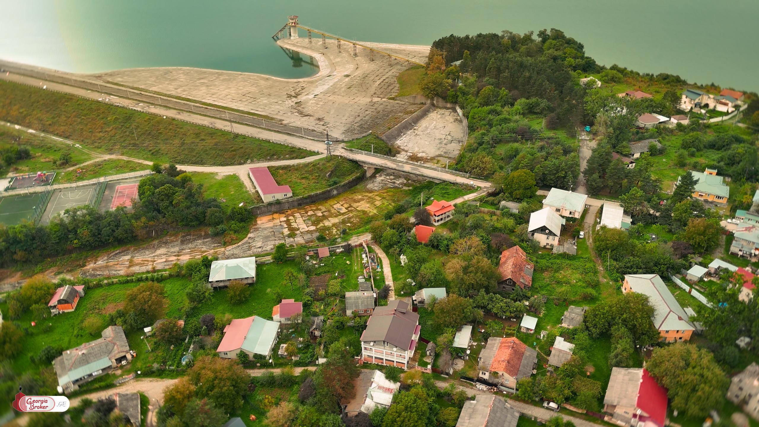 nearly repaired 9-room hotel for sale